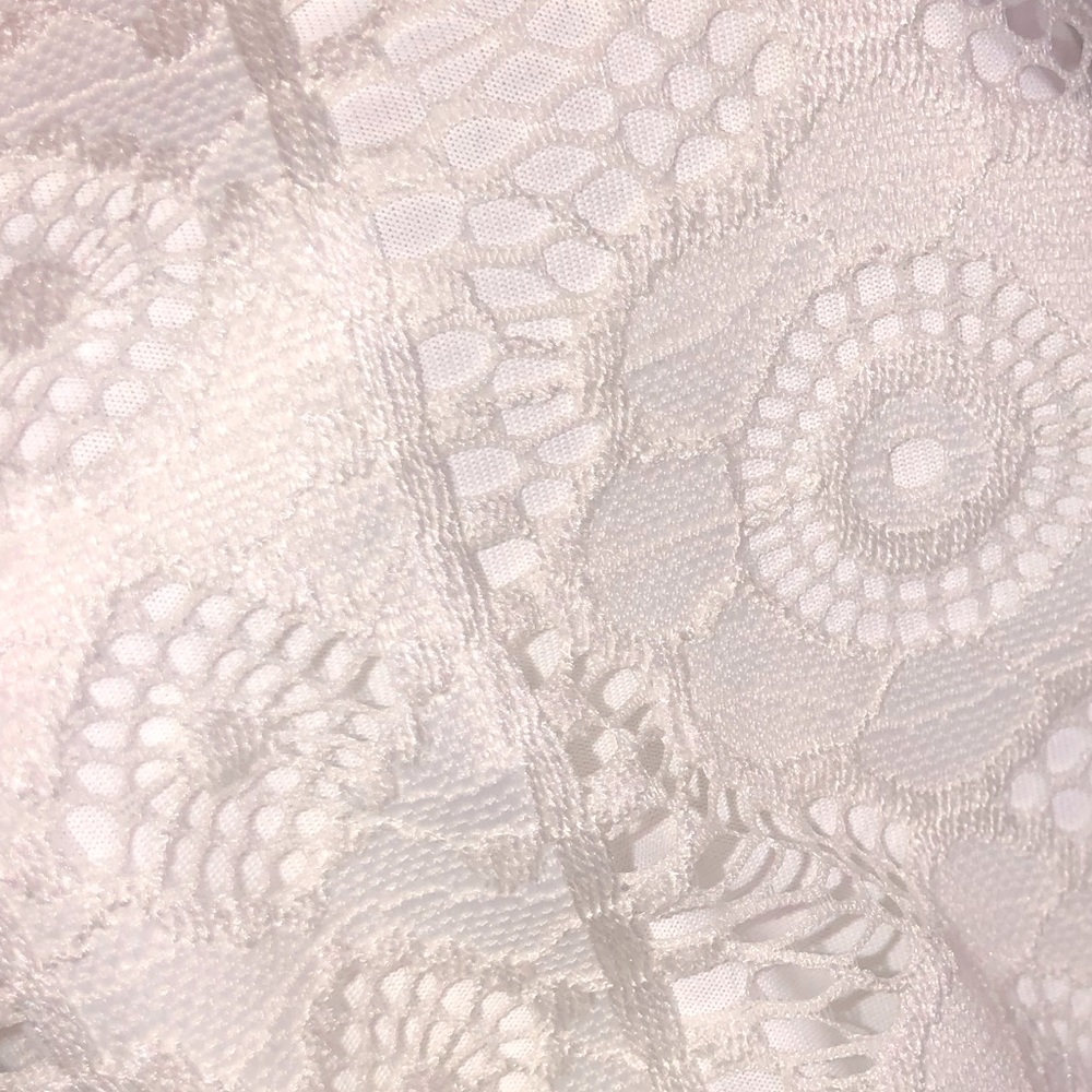 White floral dress- Aeropostale. Like new